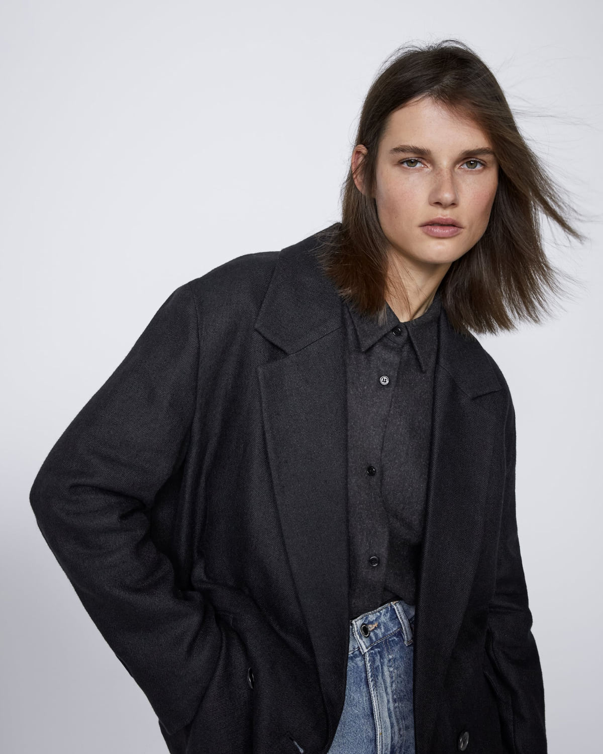 Cropped Velvet Blazer